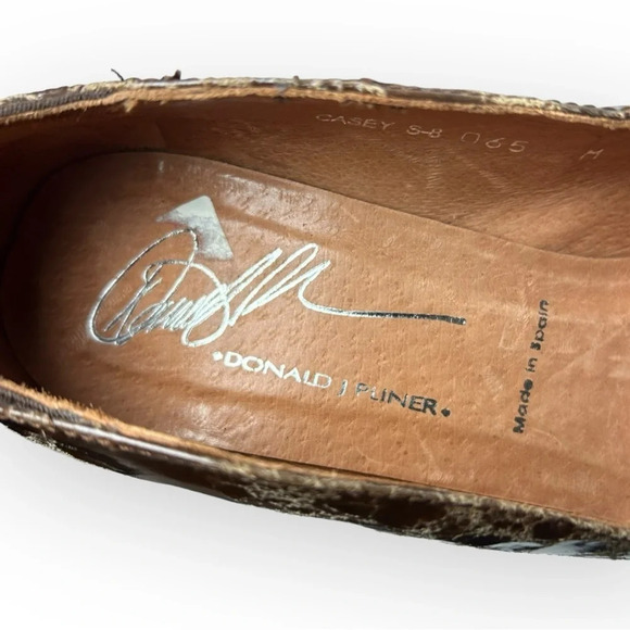 Donald J Pliner Casey Brown Round Toe  Block Pump Heels 6.5 - Picture 8 of 9